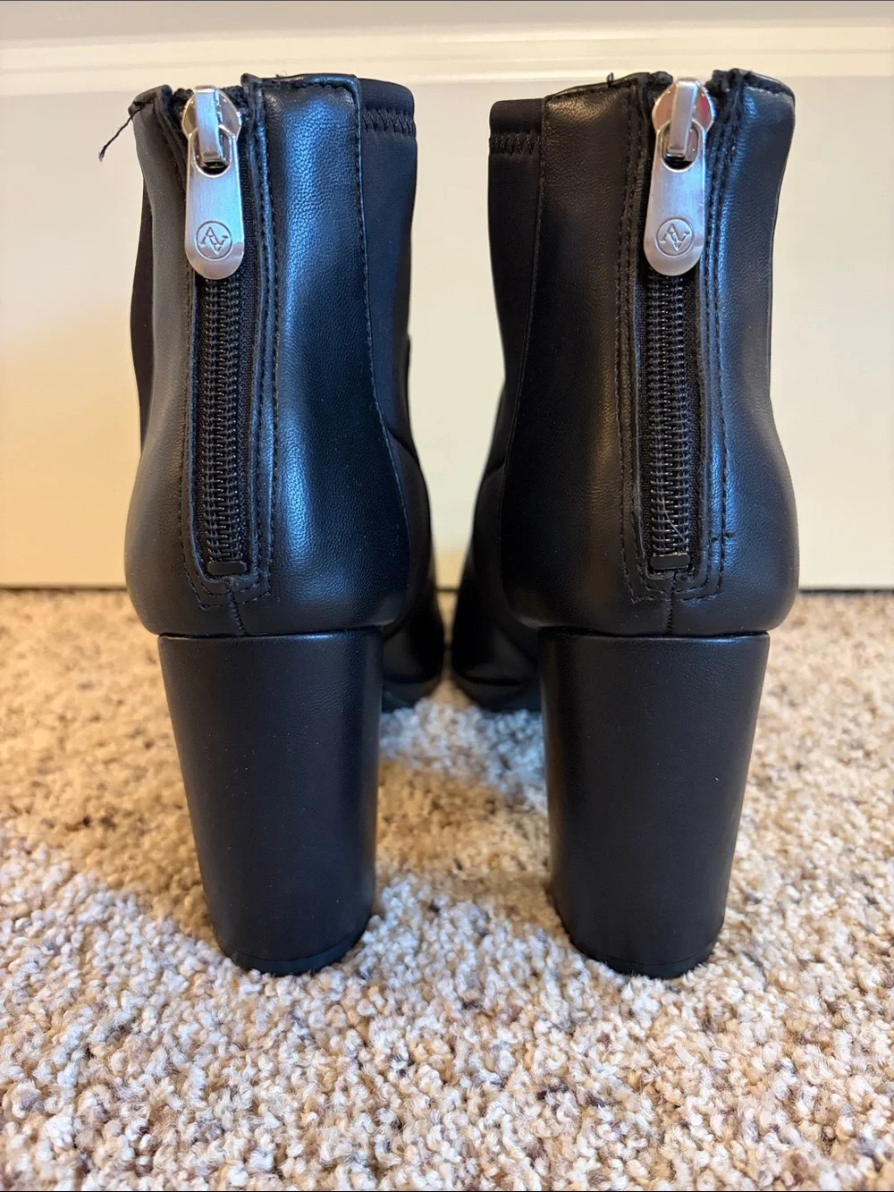 Adrienne Vittadini Black Heeled Boots Size 8.m